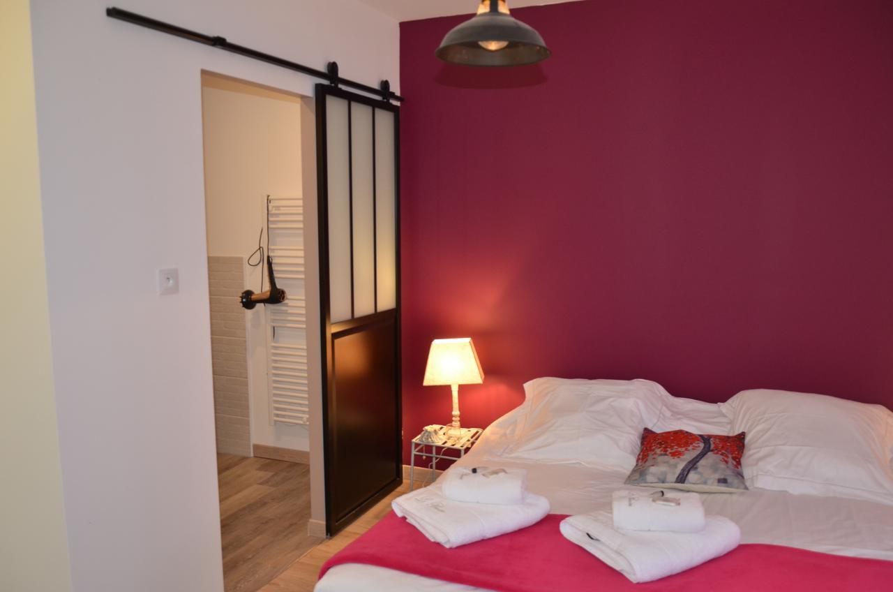 Le Moulin De Charin Bed & Breakfast La Pommeraie-sur-Sèvre Eksteriør bilde